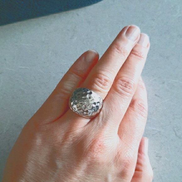 Sterling Siver Hammered Ring - Picture 3 of 3